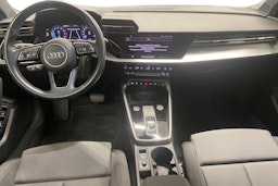 Valkoinen Audi A3 2024 kuva 7.