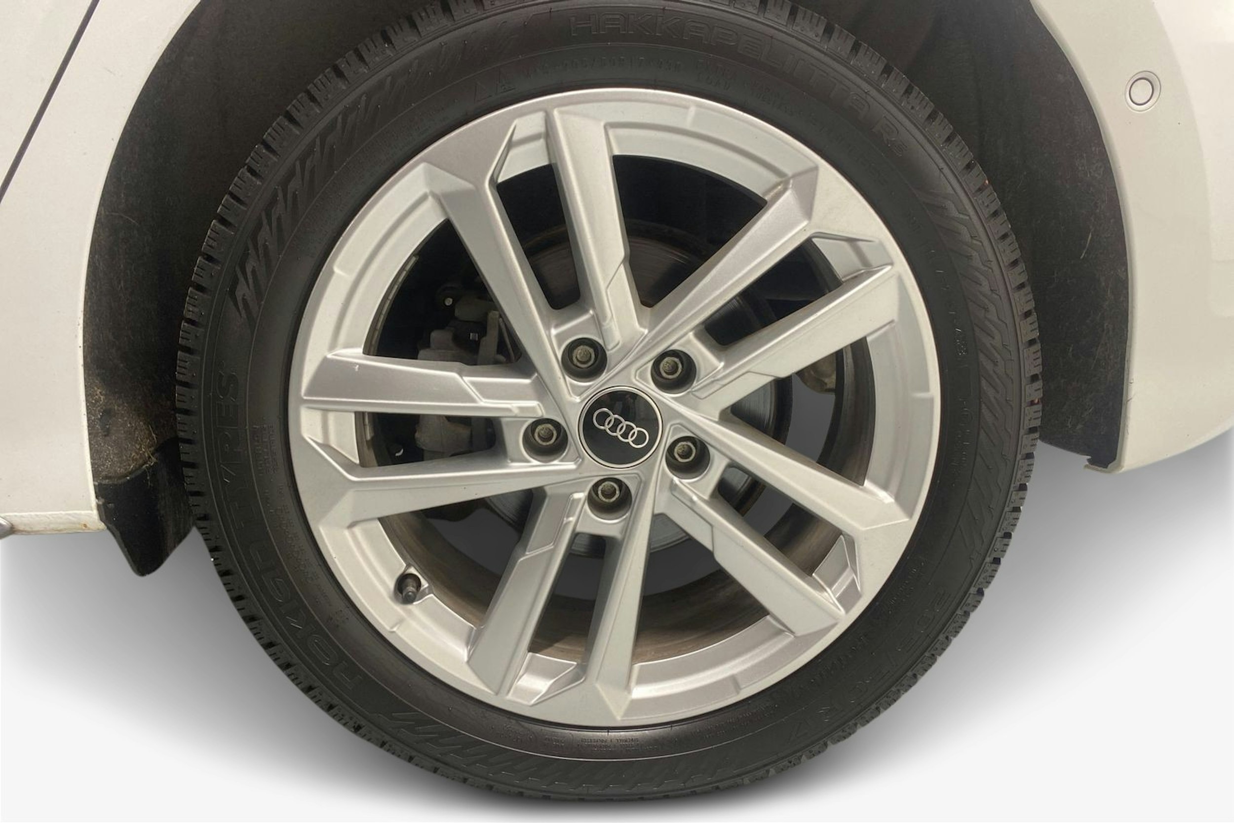 Valkoinen Audi A3 2024 kuva 9.