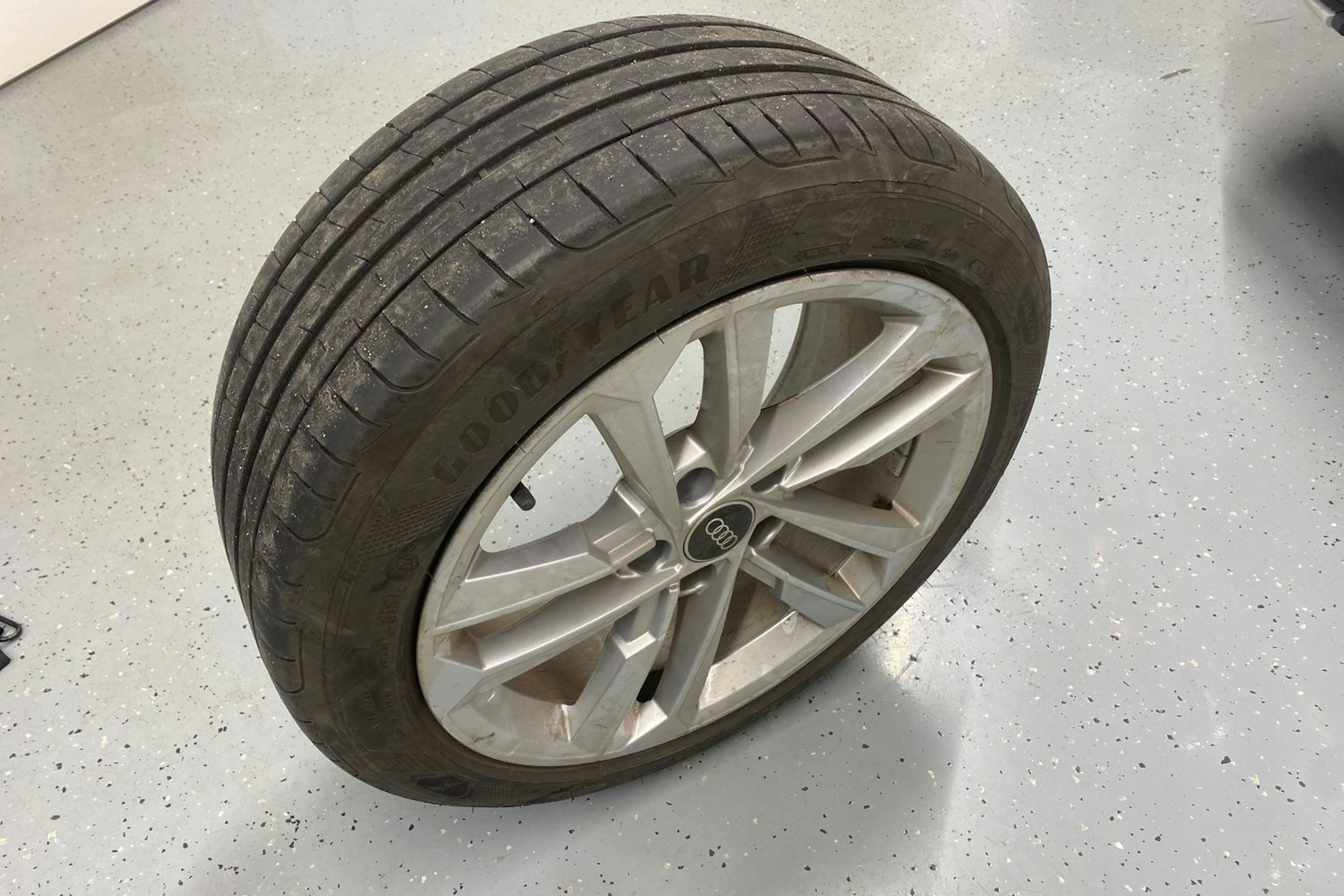 Valkoinen Audi A3 2024 kuva 10.