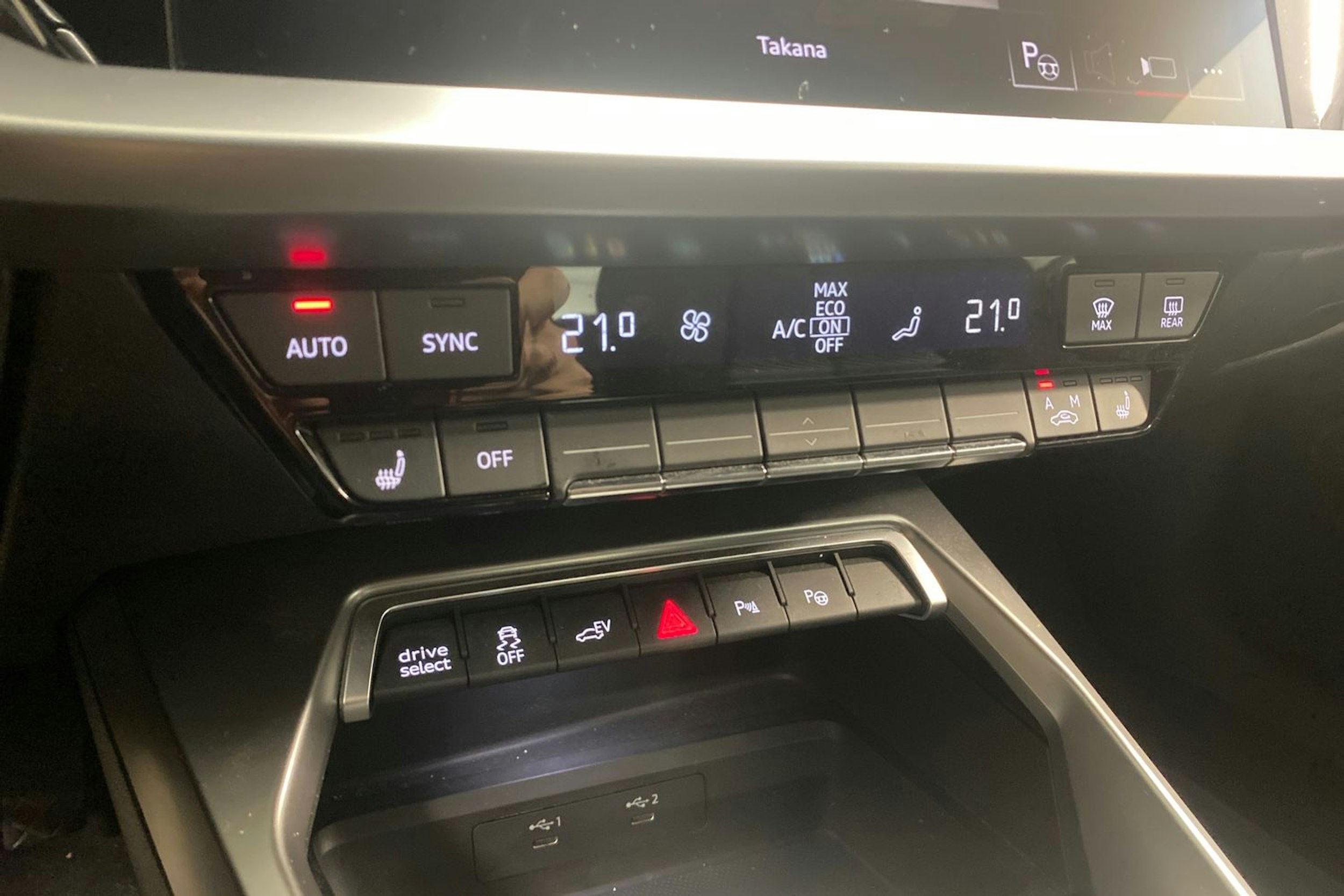 Valkoinen Audi A3 2024 kuva 18.