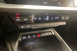 Valkoinen Audi A3 2024 kuva 18.