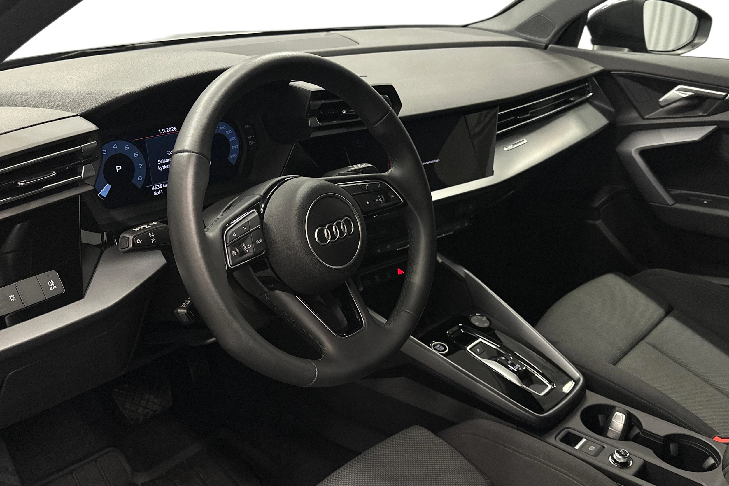 harmaa Audi A3 2025 kuva 6.