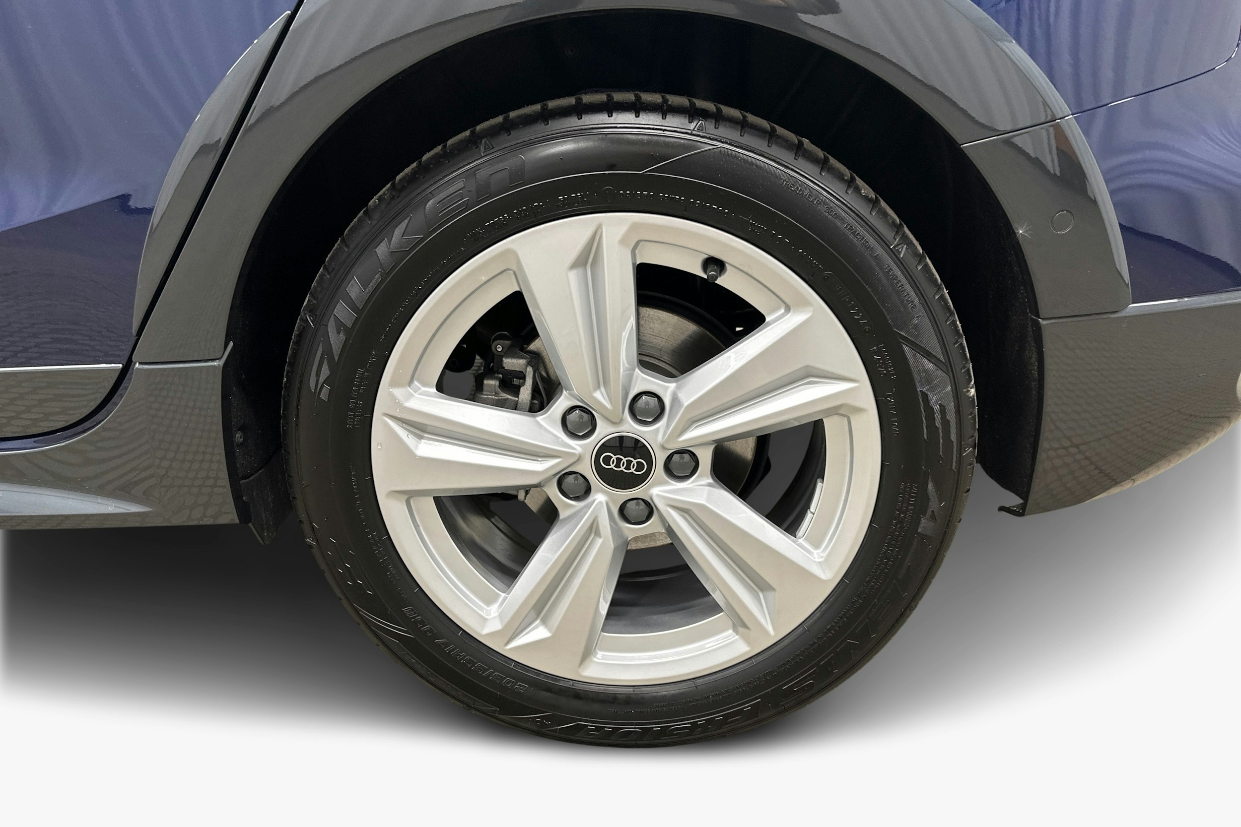 sininen Audi A3 2025 kuva 11.