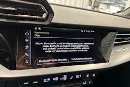 sininen Audi A3 2025 kuva 18.