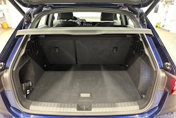 sininen Audi A3 2025 kuva 26.