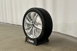 punainen Audi A3 2025 kuva 10.