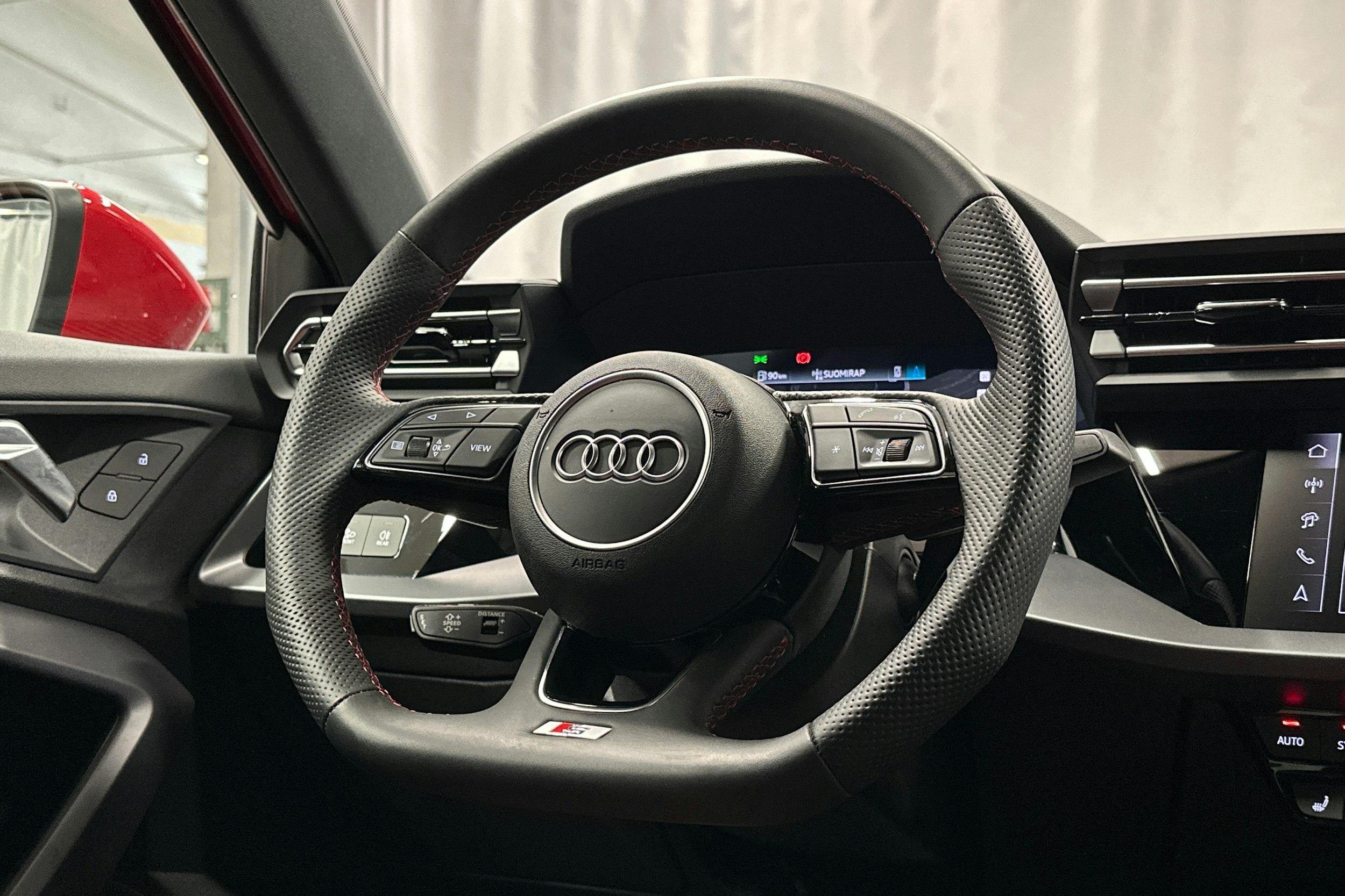 punainen Audi A3 2025 kuva 14.