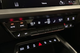 punainen Audi A3 2025 kuva 27.
