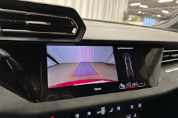 punainen Audi A3 2025 kuva 18.