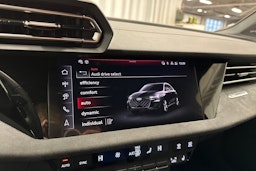 punainen Audi A3 2025 kuva 20.