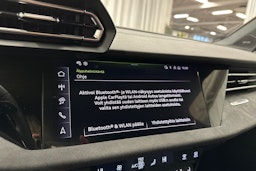 punainen Audi A3 2025 kuva 23.