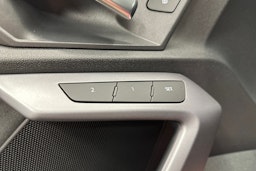 punainen Audi A3 2025 kuva 31.