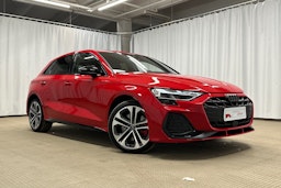 punainen Audi A3 2025 kuva 36.