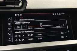 punainen Audi A3 2025 kuva 24.