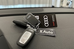 punainen Audi A3 2025 kuva 32.