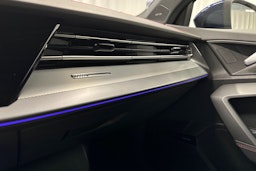 sininen Audi A3 2025 kuva 29.