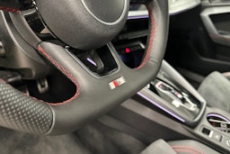 sininen Audi A3 2025 kuva 41.