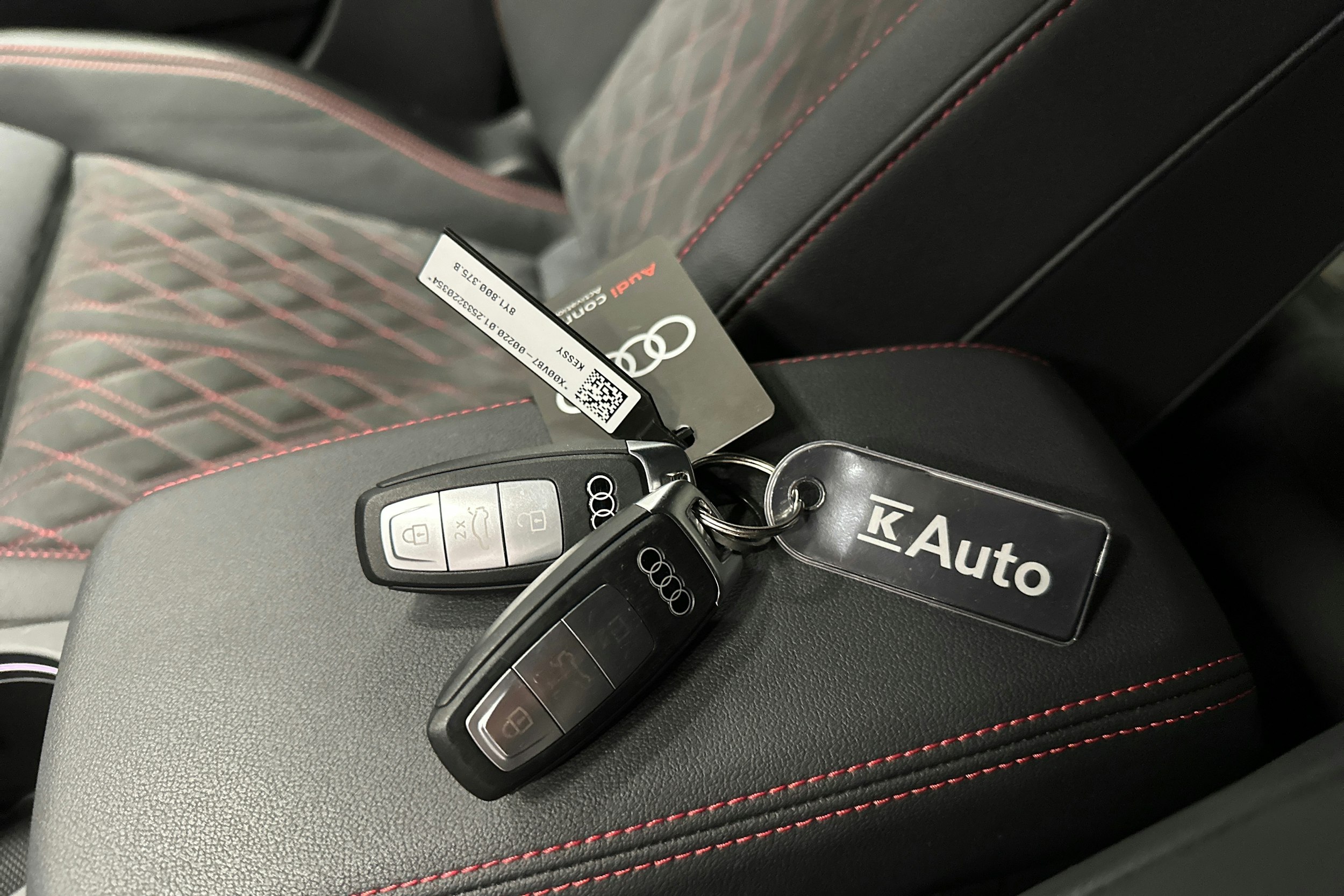 sininen Audi A3 2025 kuva 42.