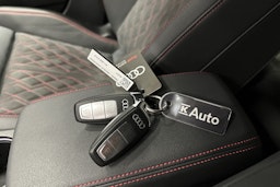 sininen Audi A3 2025 kuva 42.