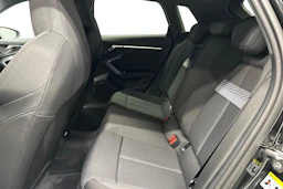 musta Audi A3 2025 kuva 8.