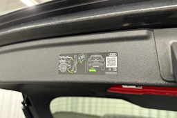 musta Audi A3 2025 kuva 28.