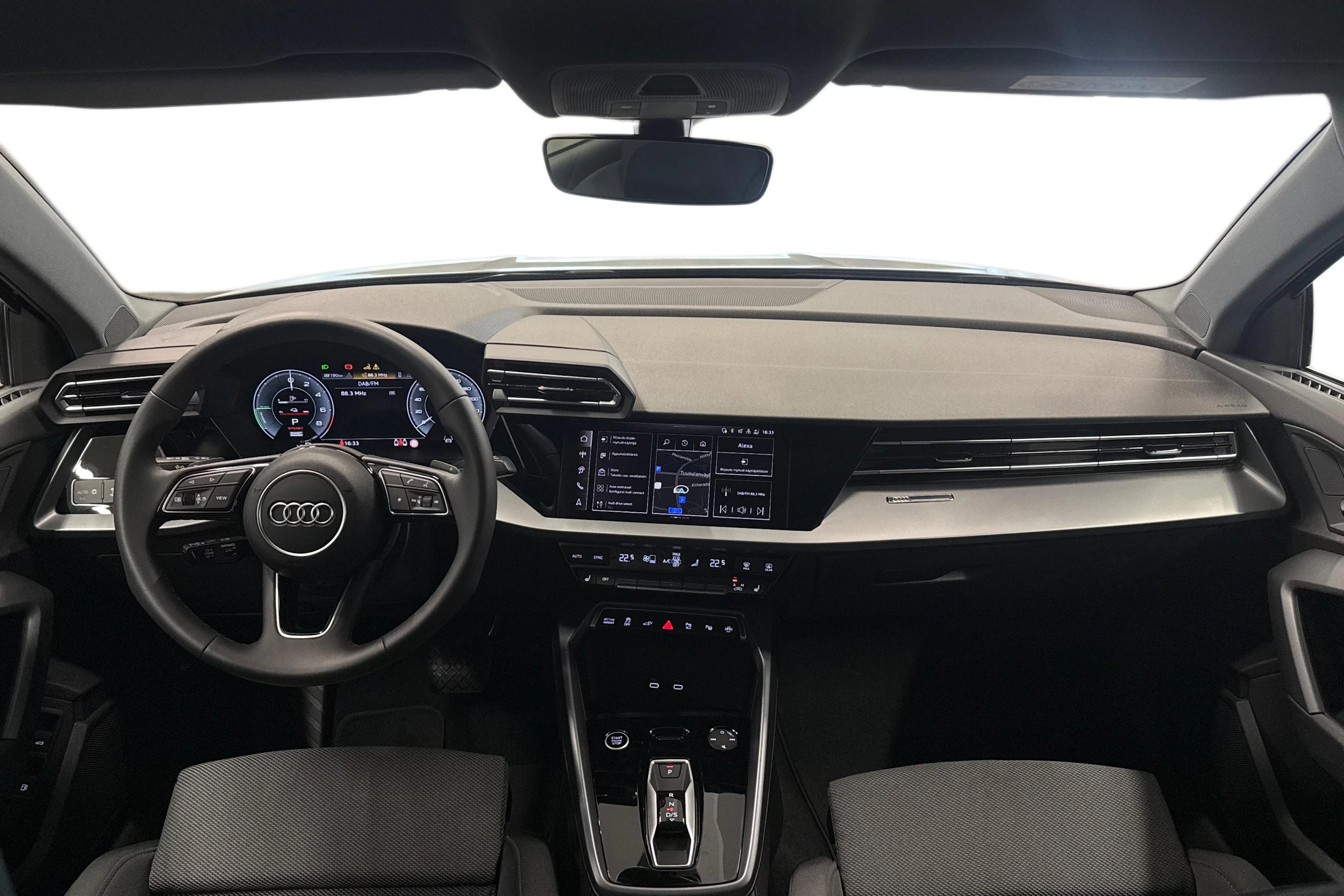 musta Audi A3 2025 kuva 7.