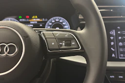musta Audi A3 2025 kuva 14.
