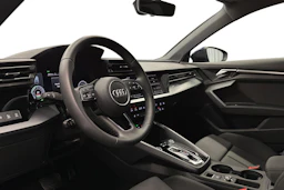 sininen Audi A3 2025 kuva 6.