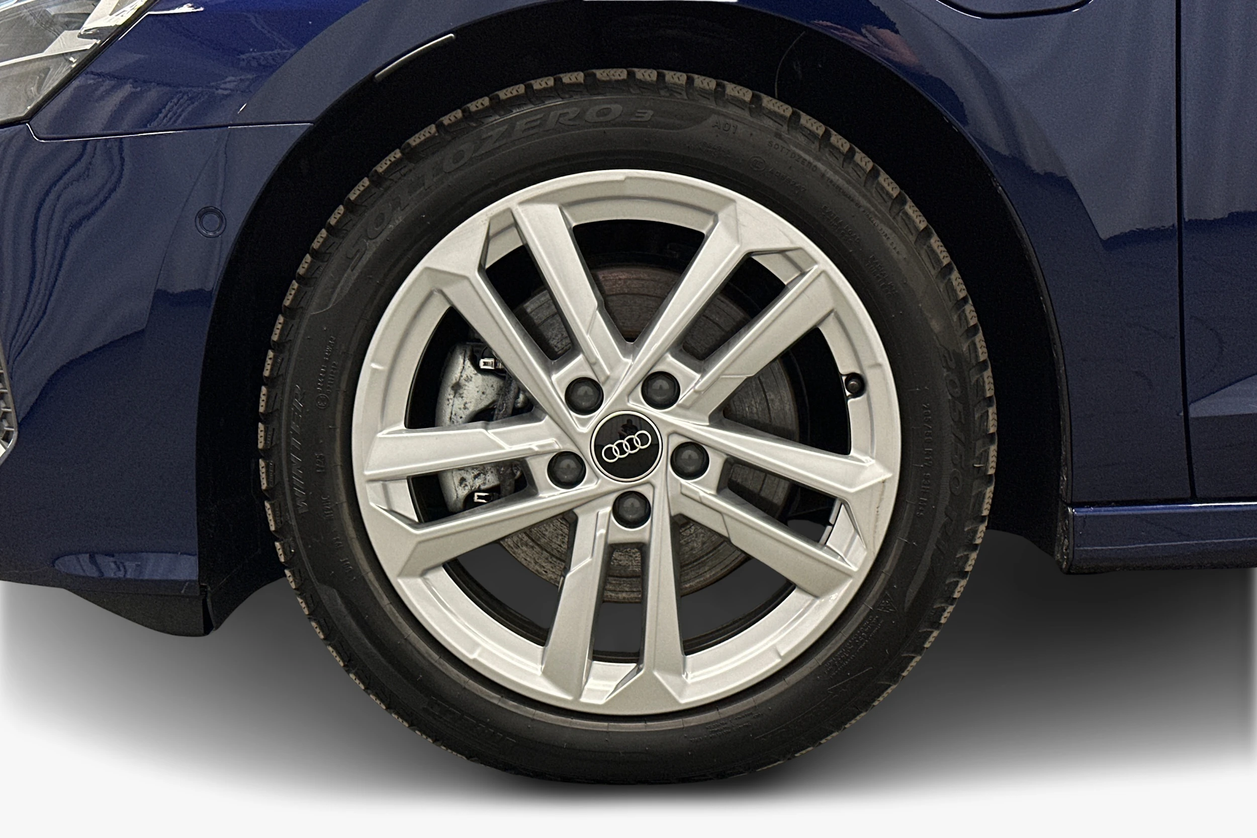 sininen Audi A3 2025 kuva 9.