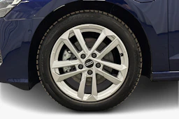 sininen Audi A3 2025 kuva 9.