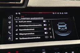 sininen Audi A3 2025 kuva 23.