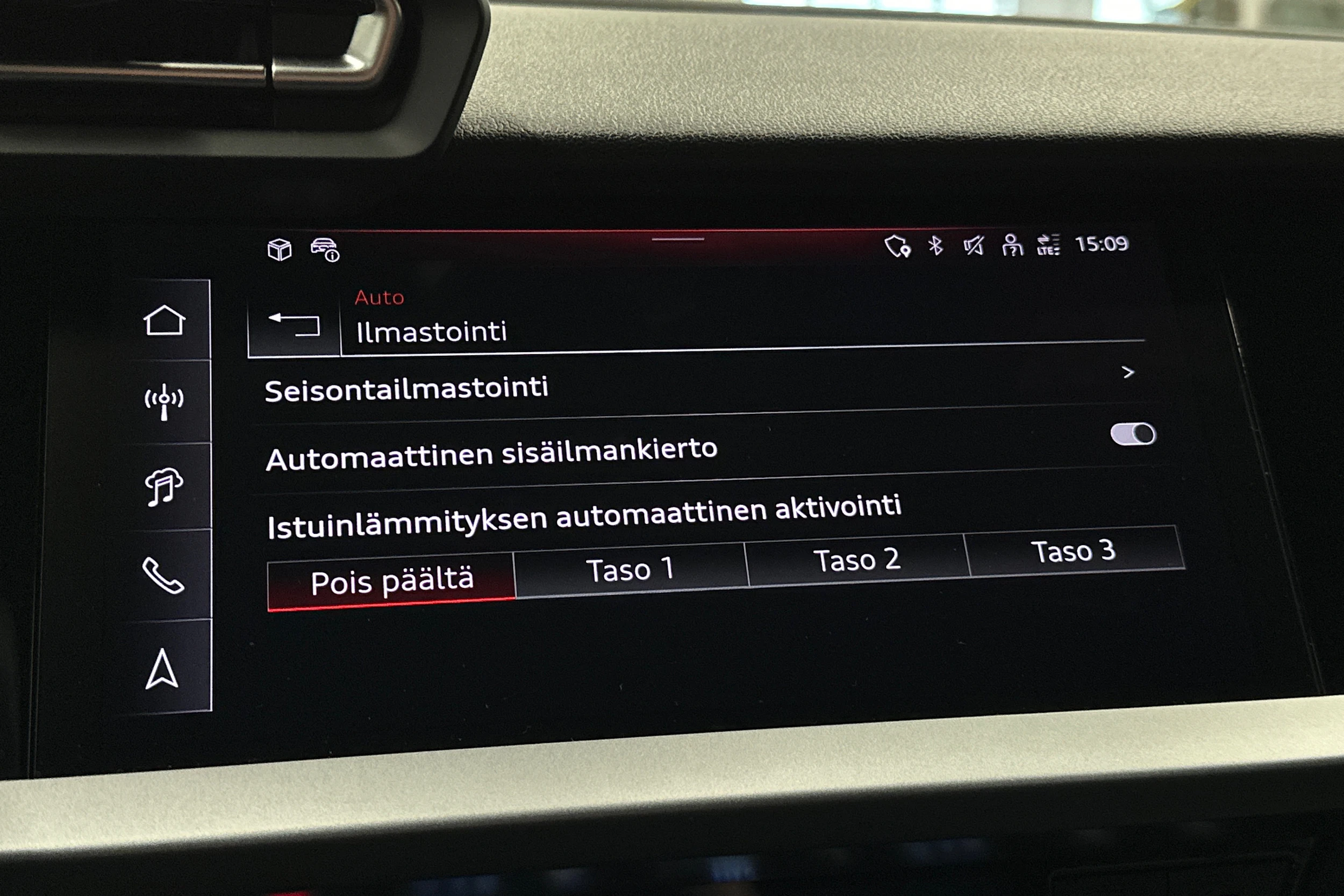 sininen Audi A3 2025 kuva 24.