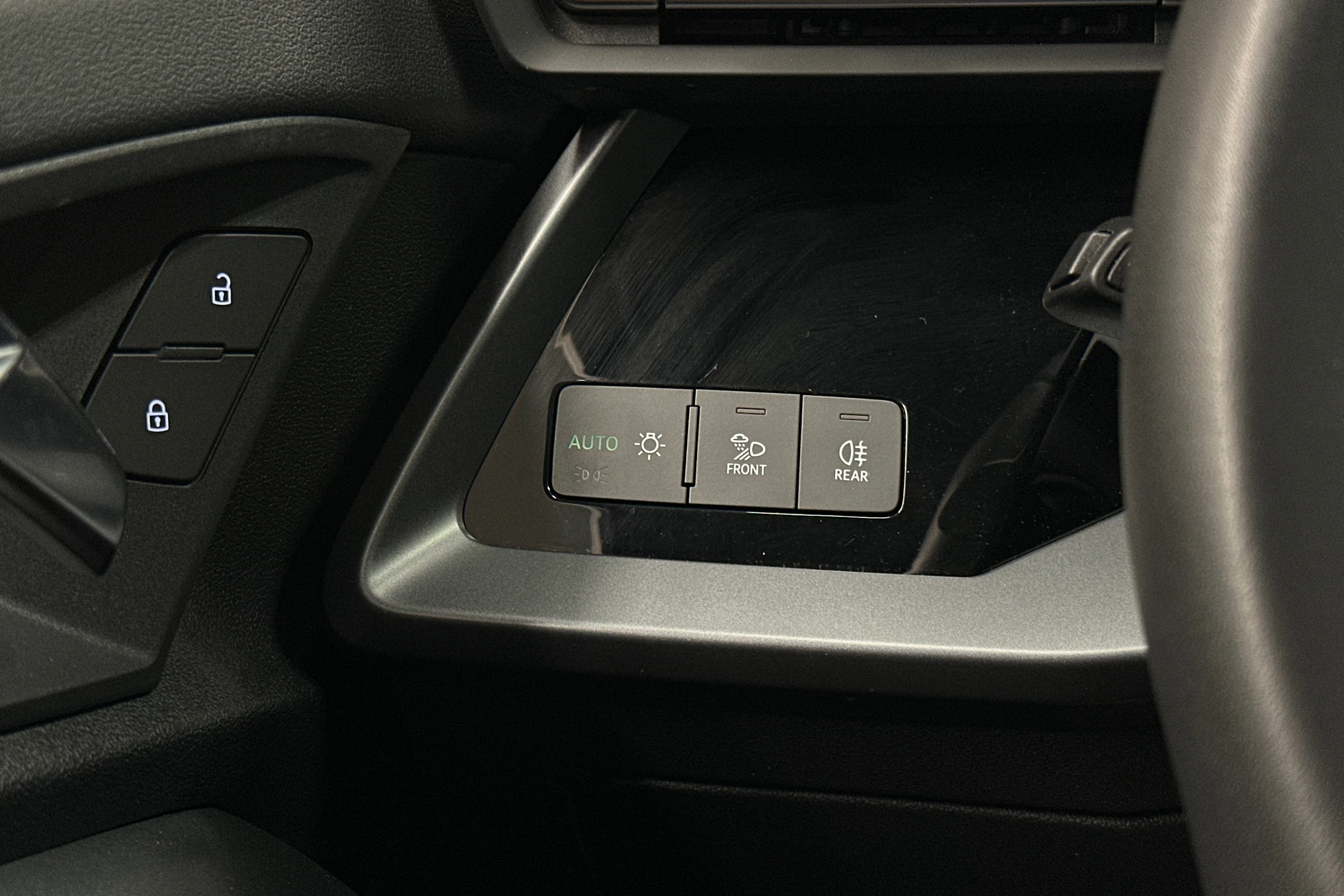 musta Audi A3 2025 kuva 16.