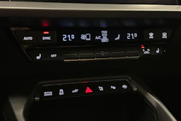 musta Audi A3 2025 kuva 25.