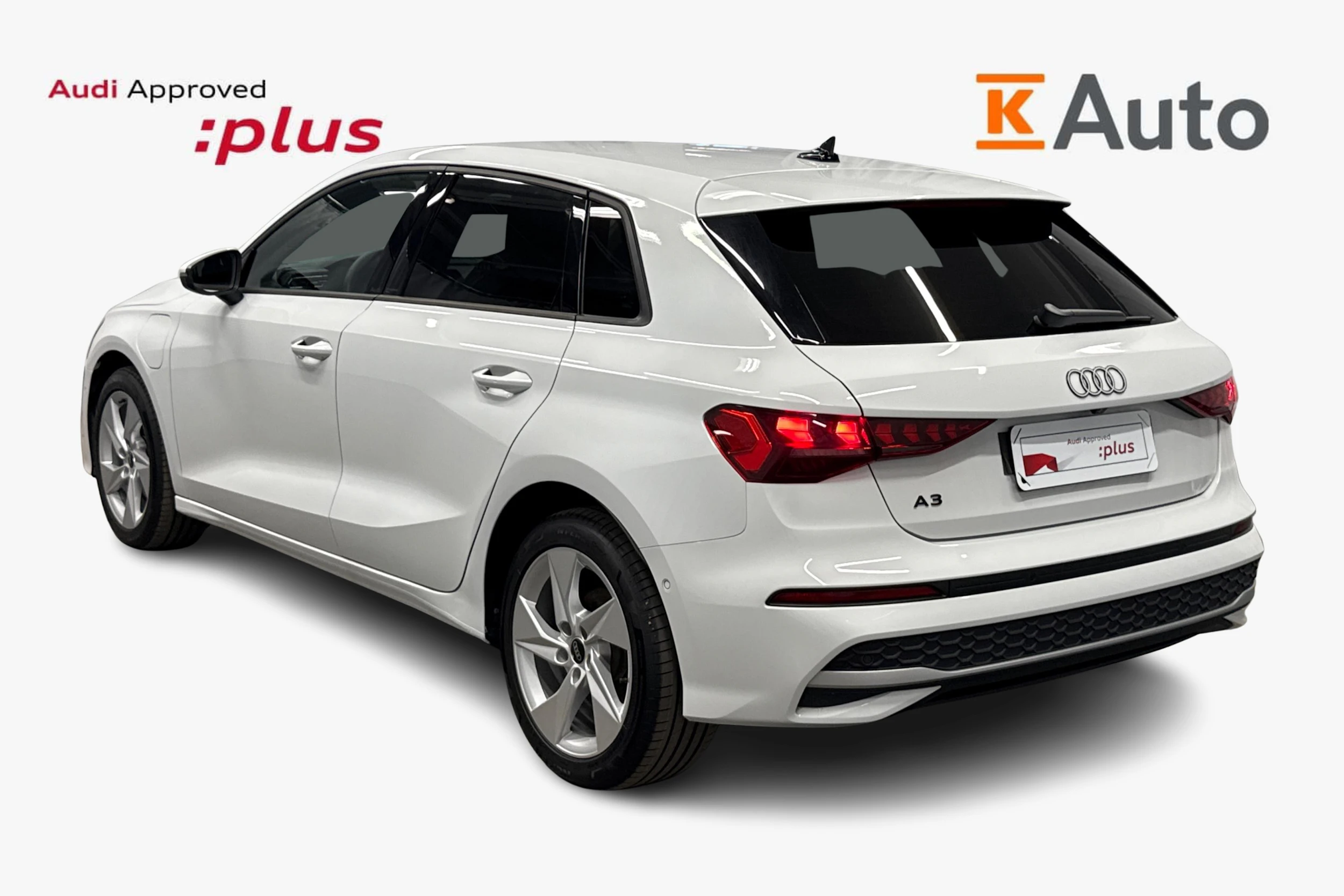 valkoinen Audi A3 2025 kuva 2.