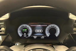 valkoinen Audi A3 2025 kuva 14.