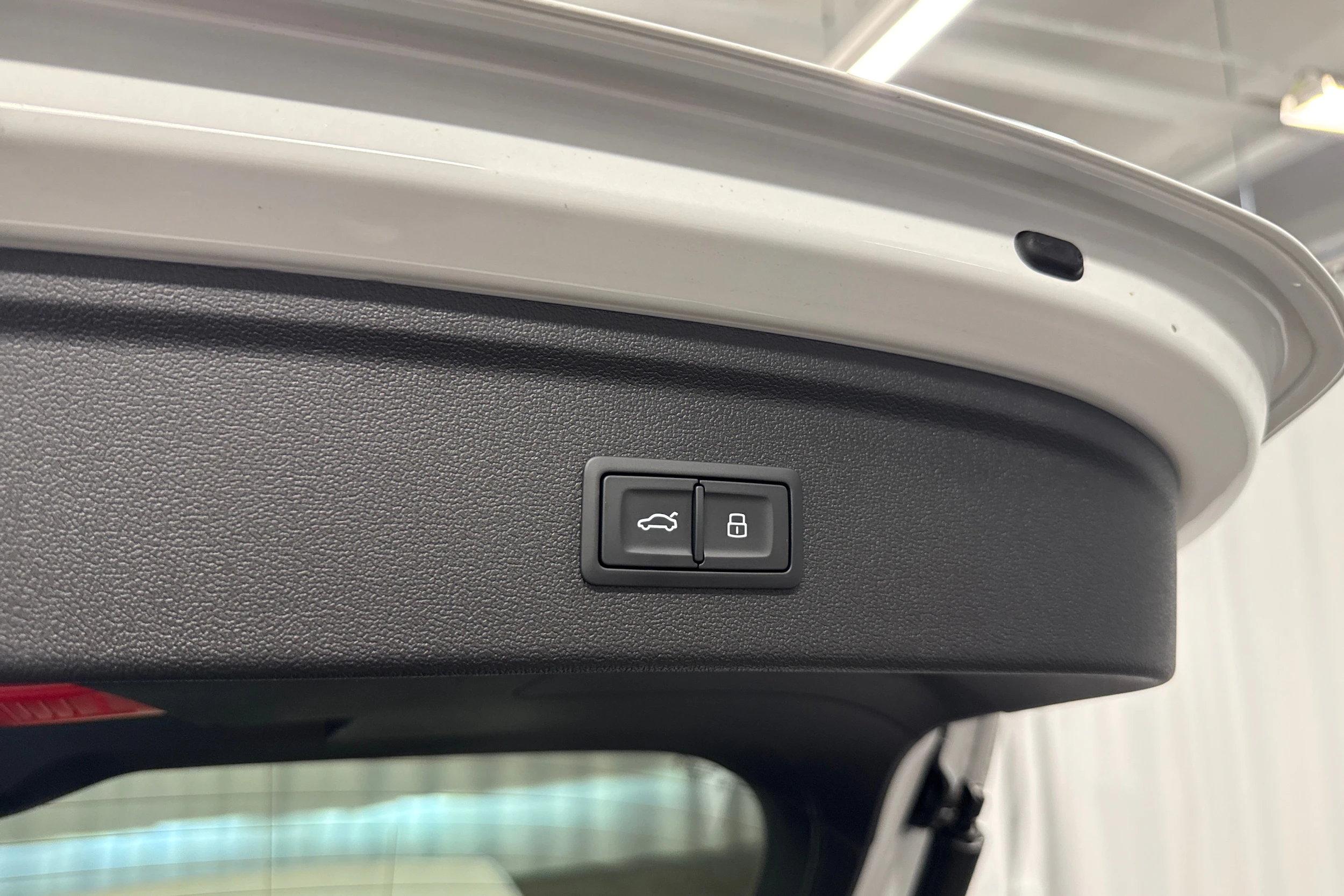 valkoinen Audi A3 2025 kuva 28.