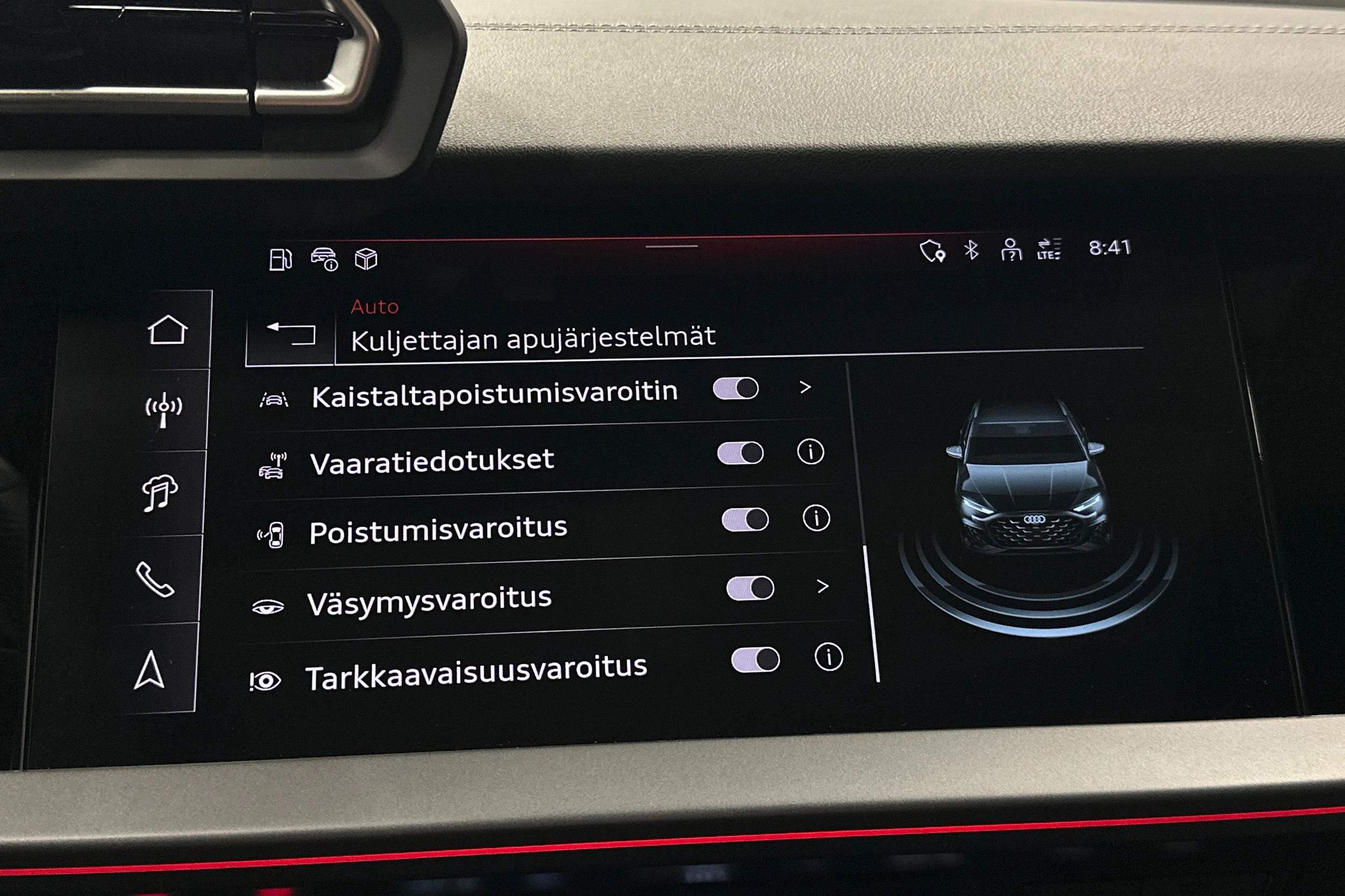 musta Audi A3 2025 kuva 28.