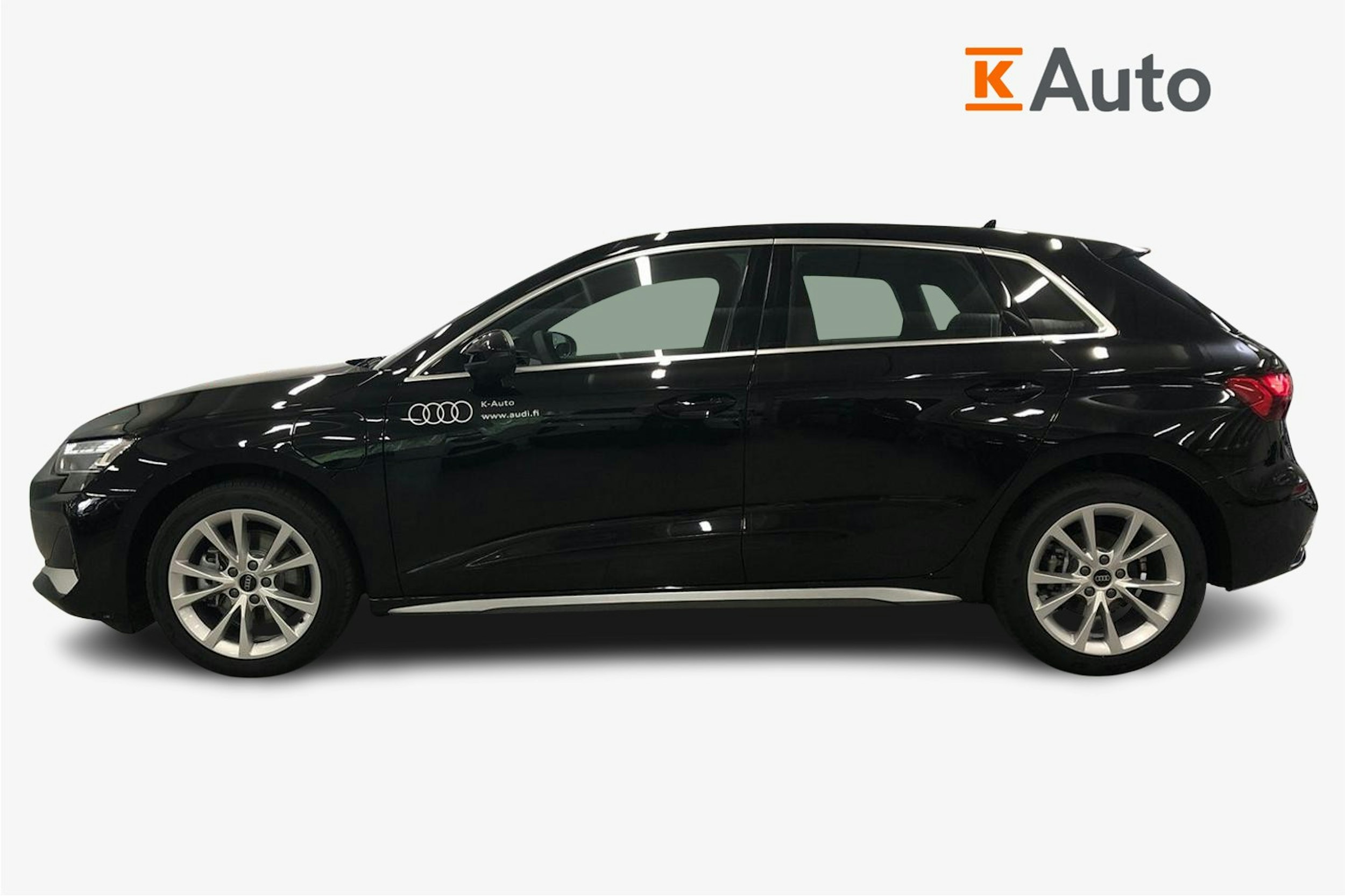 musta Audi A3 2025 kuva 5.