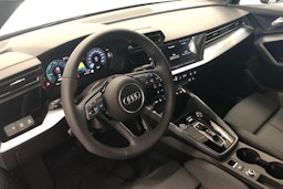 musta Audi A3 2025 kuva 6.