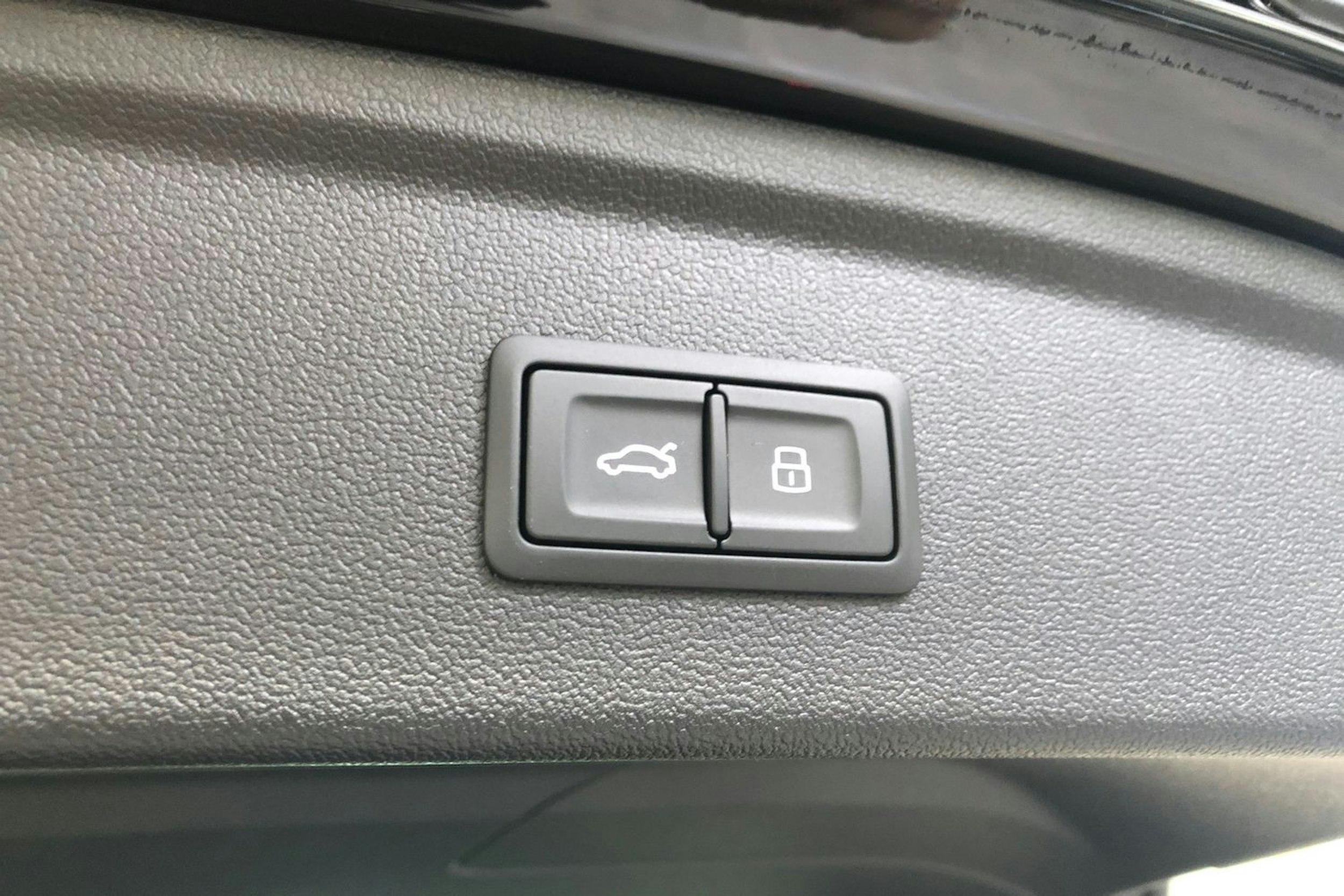 musta Audi A3 2025 kuva 14.