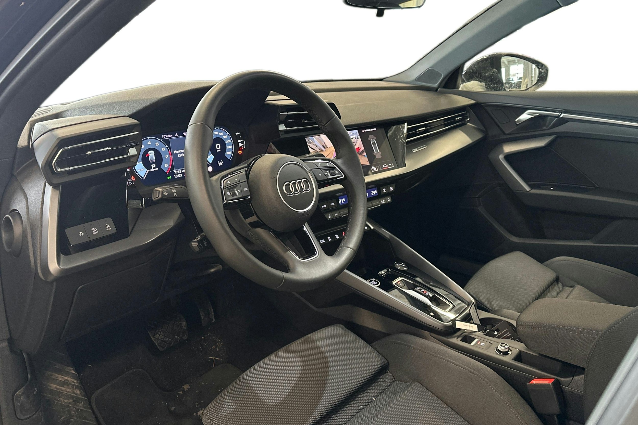 musta Audi A3 2025 kuva 3.