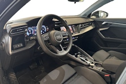 musta Audi A3 2025 kuva 3.