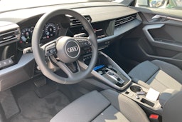 valkoinen Audi A3 2025 kuva 6.