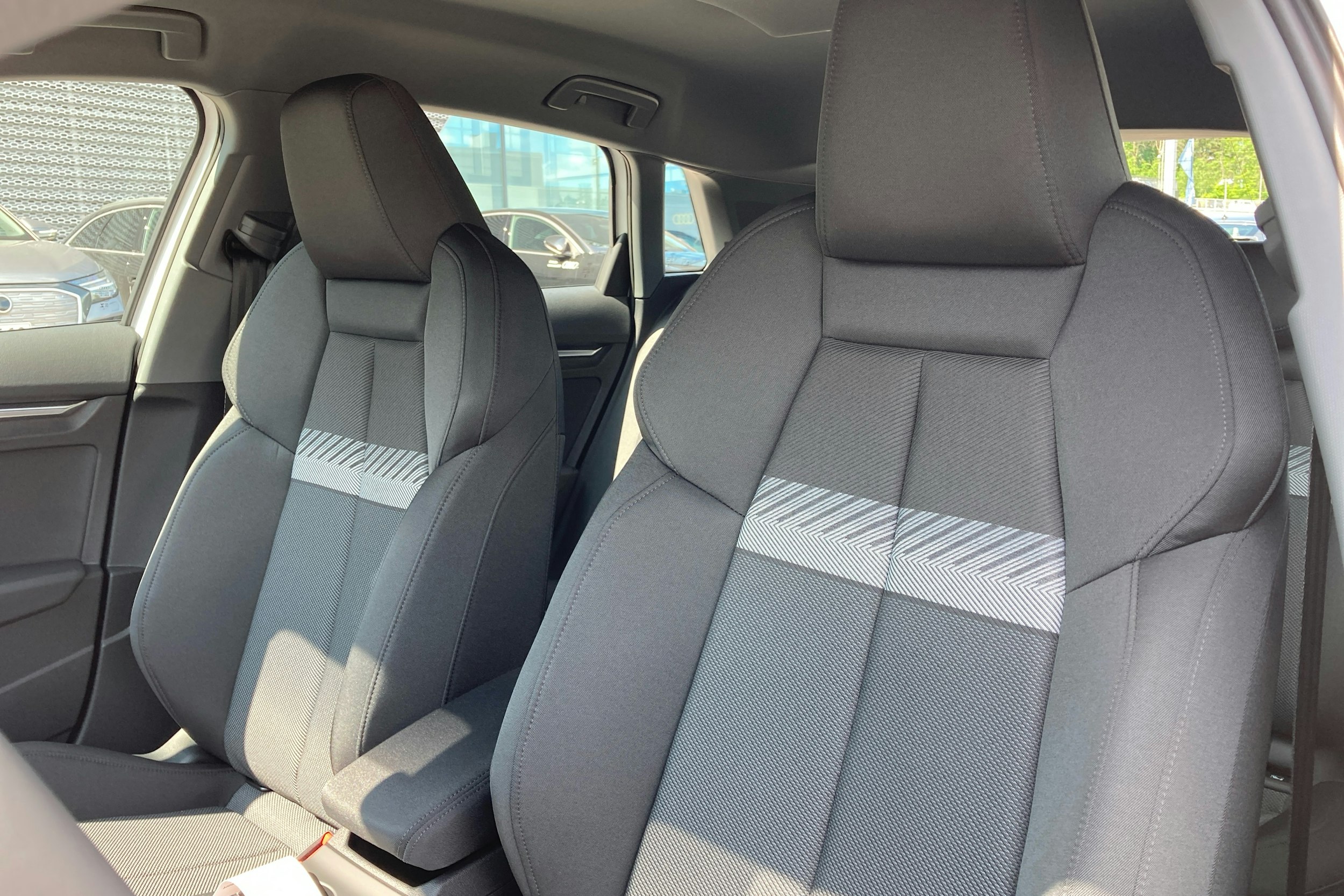 valkoinen Audi A3 2025 kuva 11.