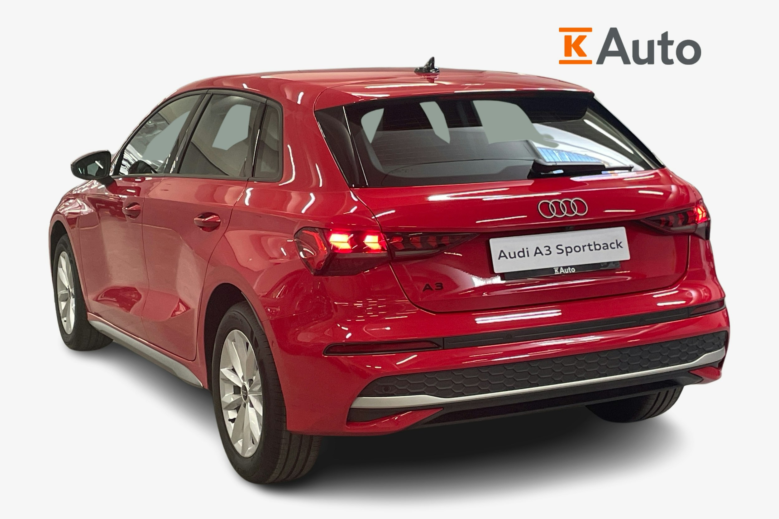 met. punainen Audi A3 2025 kuva 2.