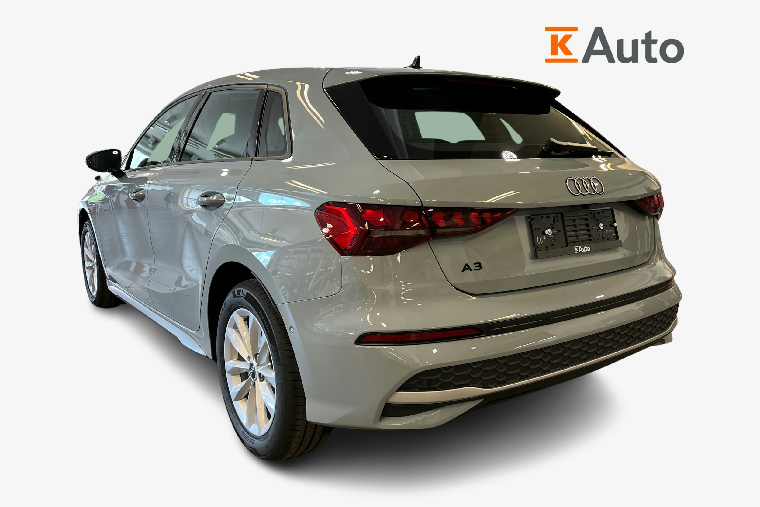 met. harmaa Audi A3 2025 kuva 2.