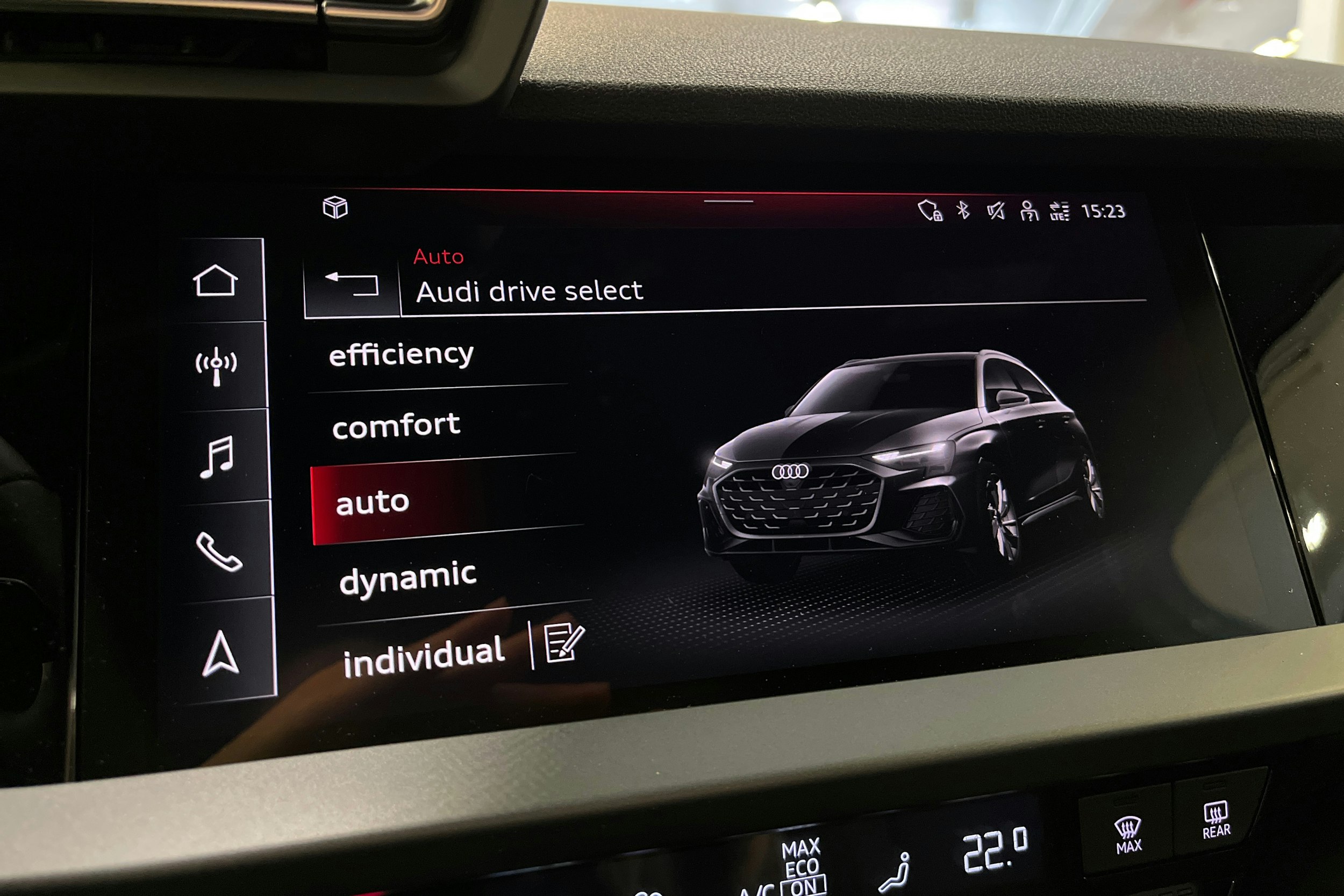 met. harmaa Audi A3 2025 kuva 26.