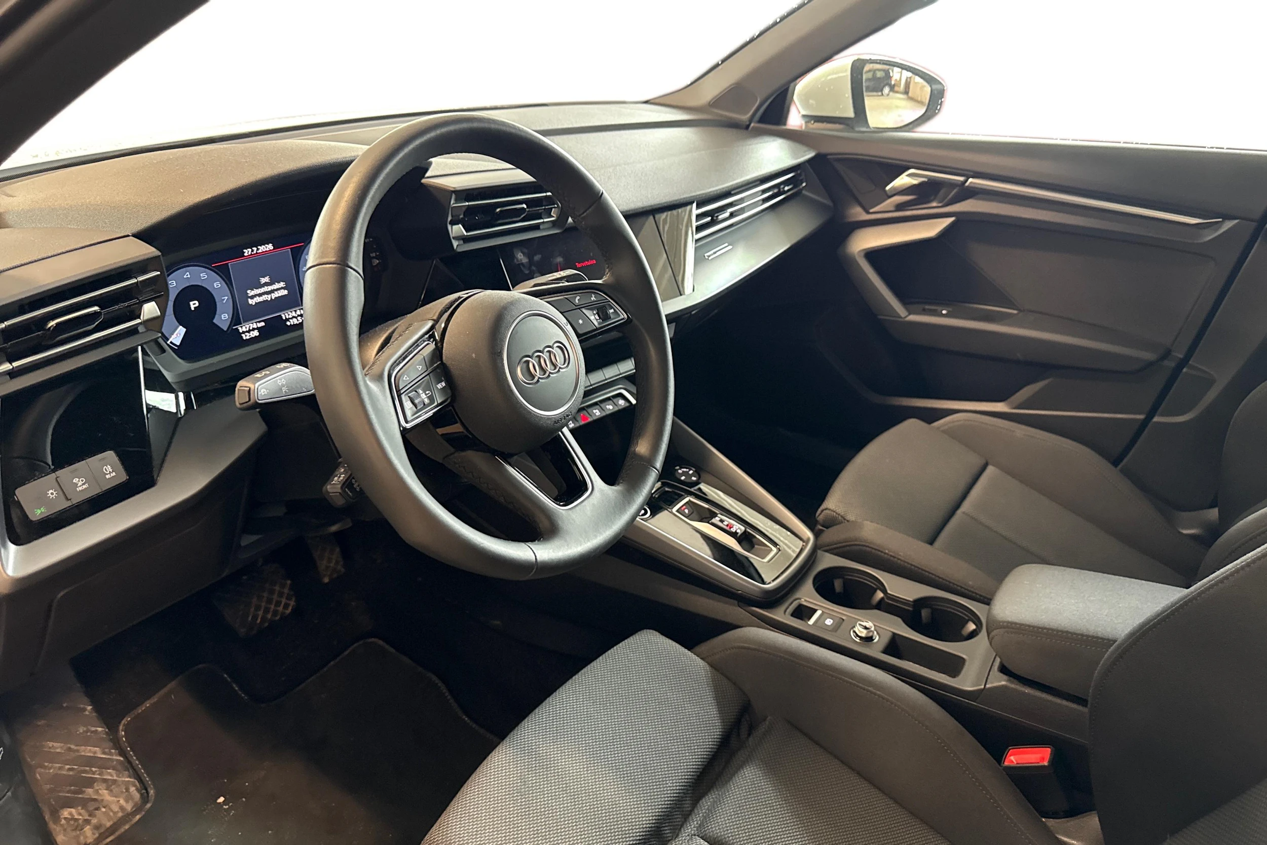 valkoinen Audi A3 2025 kuva 3.