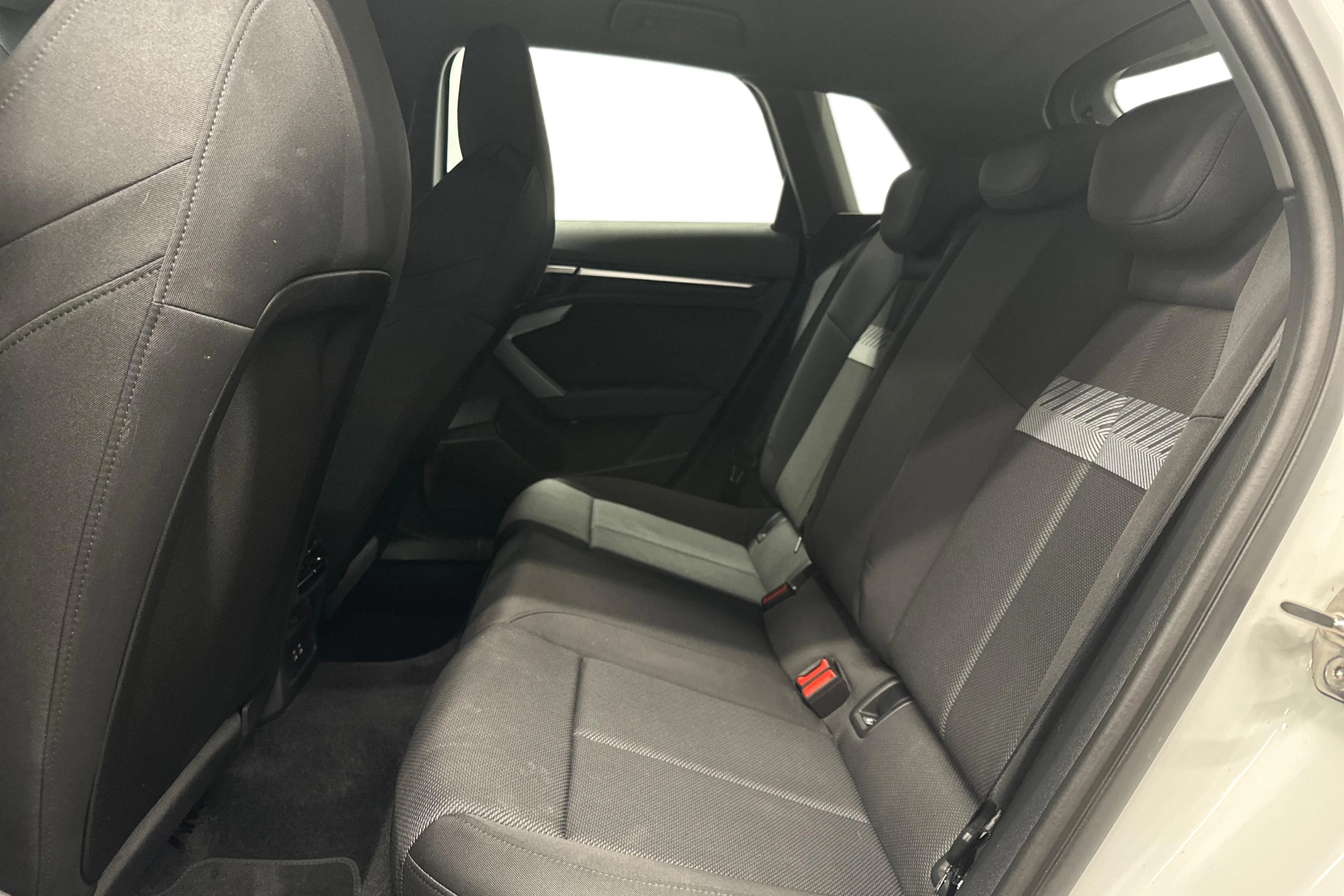 valkoinen Audi A3 2025 kuva 8.
